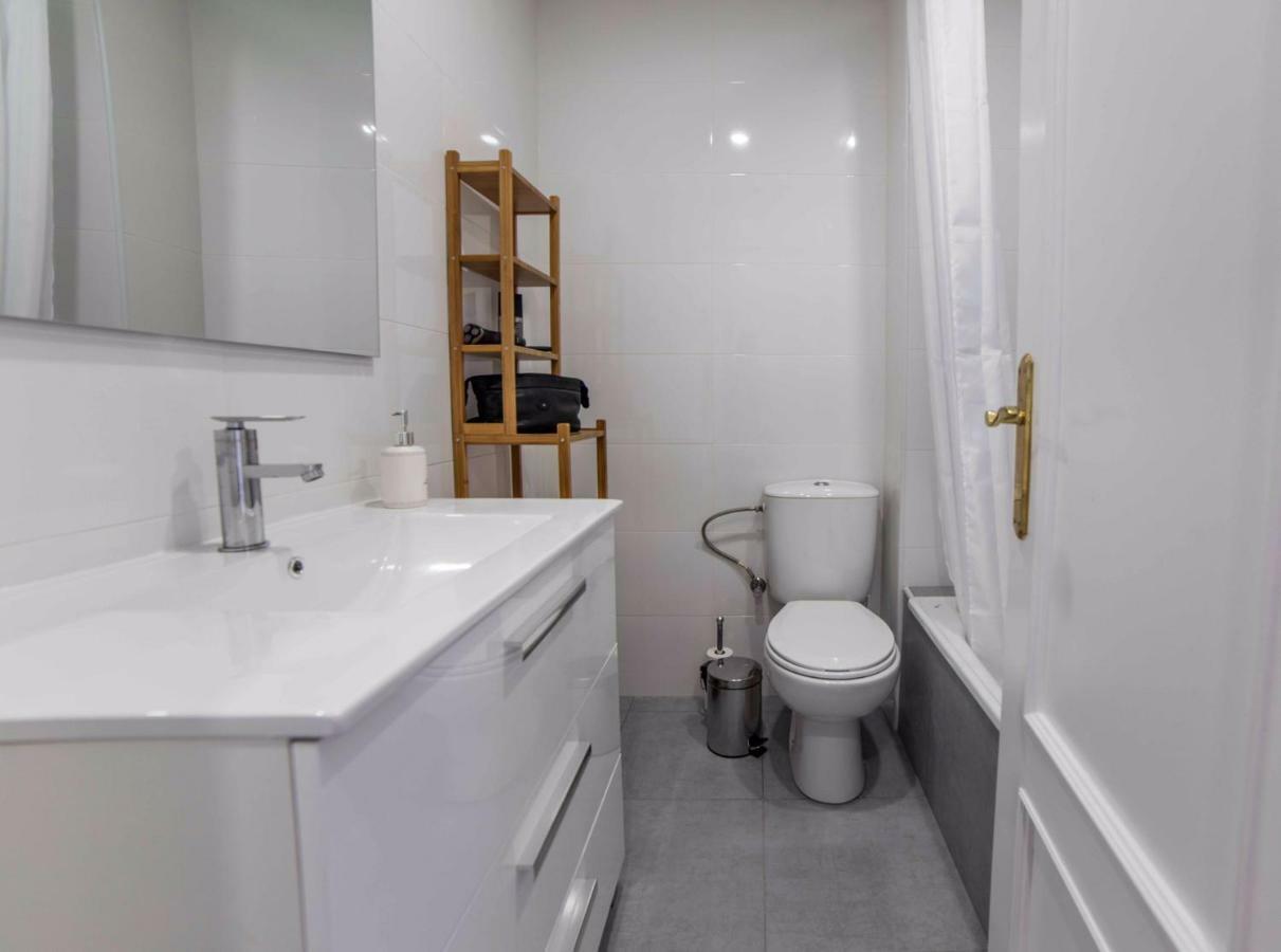 Apartamento Constancia Apartment Sant Carles De La Rapita Luaran gambar