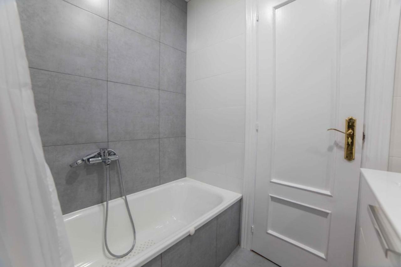 Apartamento Constancia Apartment Sant Carles De La Rapita Luaran gambar